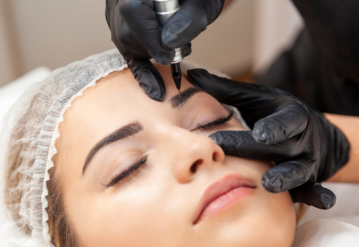 Kalıcı Makyaj Uzmanlığı Eğitimi